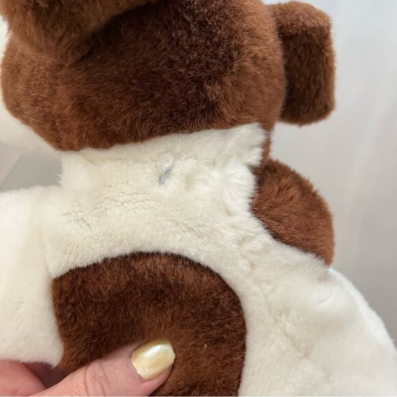 Russ Berrie Plush Hiccup the Beagle Dog - White and Brown 14” - Picture 8 of 10